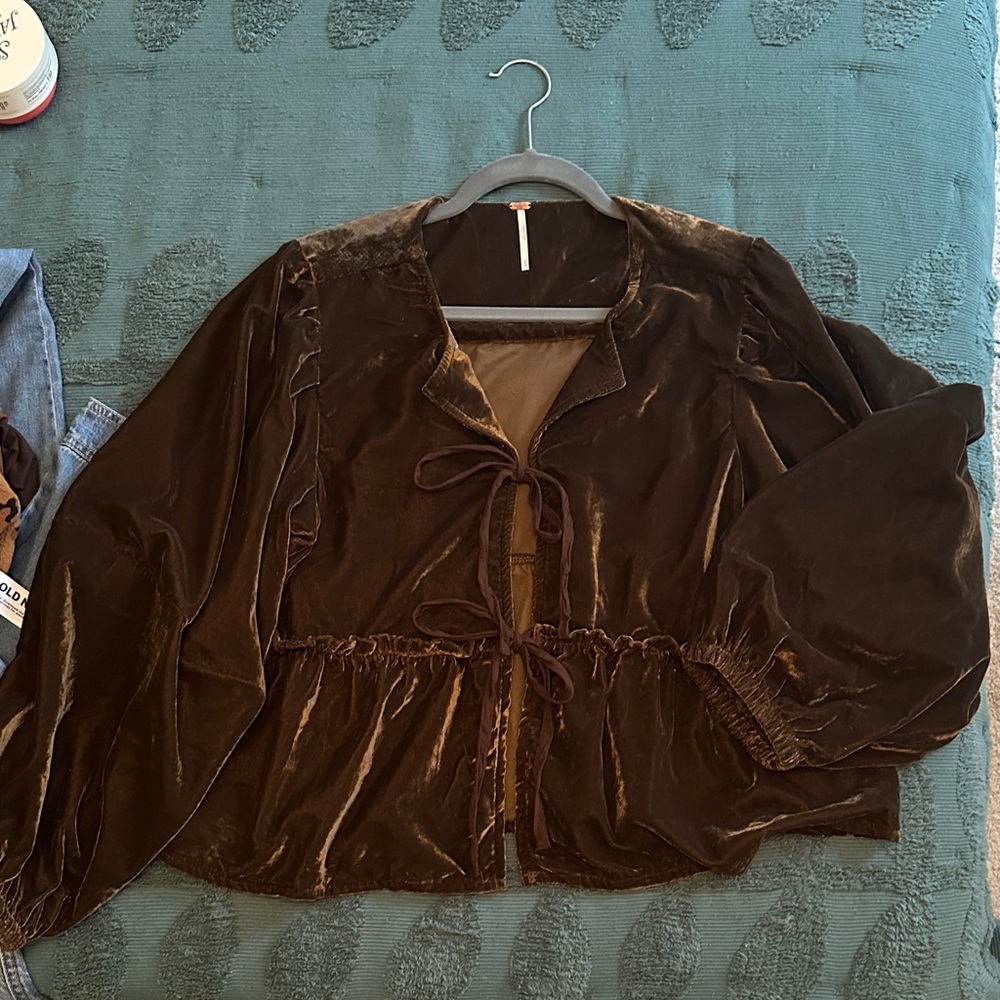 Free People brunch babe velvet top medium